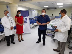 Read more about the article El SNS dota de equipos al Hospital Gautier por más de RD$18 millones