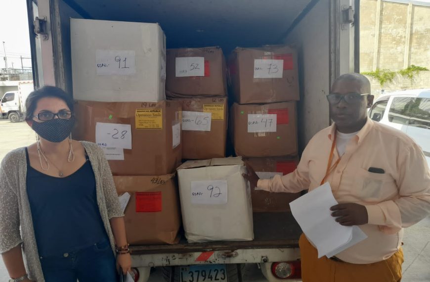 La Fundación Operación Sonrisa dona insumos al Hospital Gautier