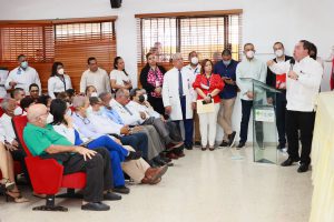 Director SNS anuncia entrega de equipos y designación de personal en Hospital Salvador B. Gautier