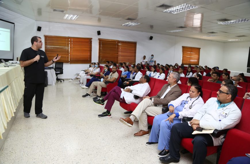 Hospital Gautier busca mejora para pacientes frente al dengue