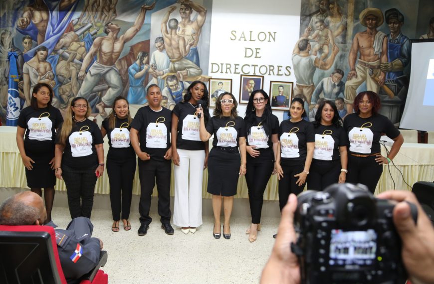 SNS realiza taller &laquo;Humanizaci&oacute;n de la salud mental&raquo; en Hospital Salvador B. Gautier