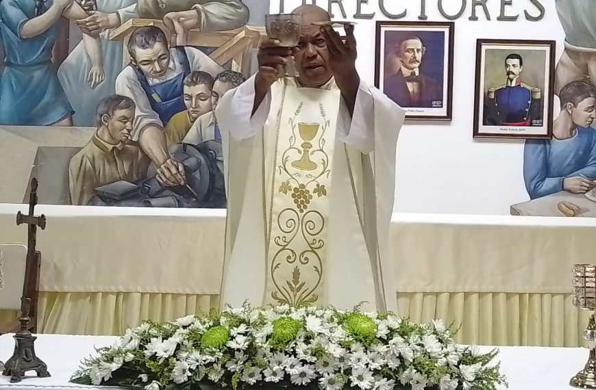 Hospital Salvador B. Gautier celebra eucarist&iacute;a por su 73 aniversario